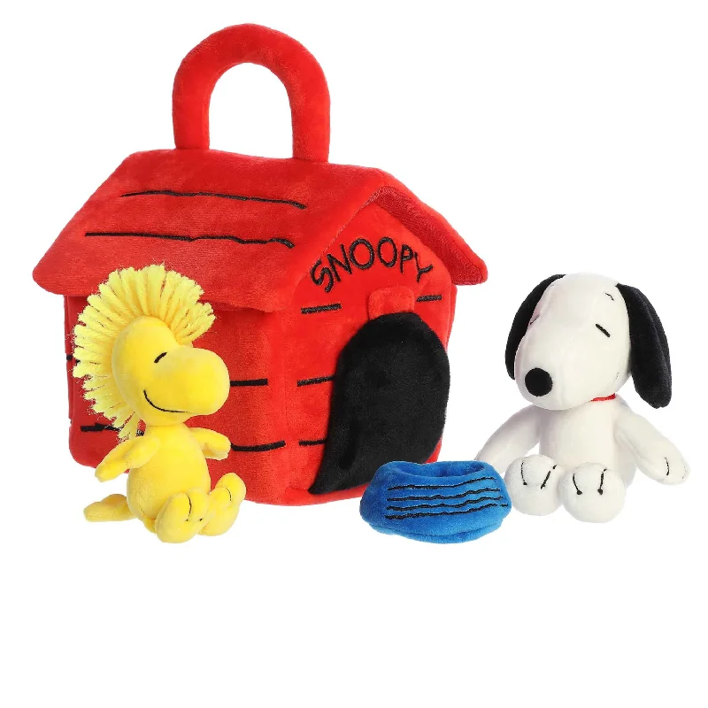 Peanuts 8" Snoopy's Dog House Playset Stuffed Plush